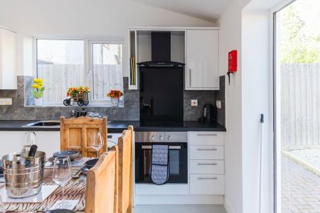 1 bedroom house of multiple occupation to rent - Photo 4