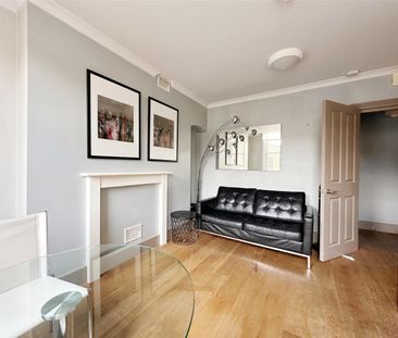 Cleveland Street, London - Photo 3