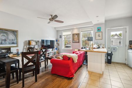 For Lease - 78 Cambridge Street Unit# 2, West Centre Town, Ontario - Photo 4