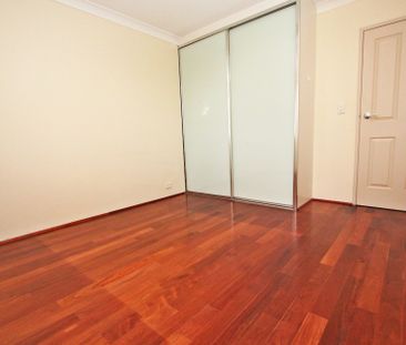 Spacious 2 Bedroom Apartment - Photo 2