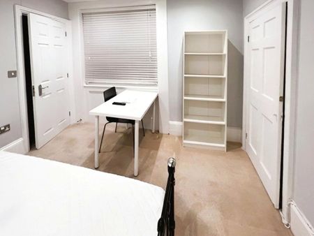 1 bedroom in a house share to rent - Photo 5