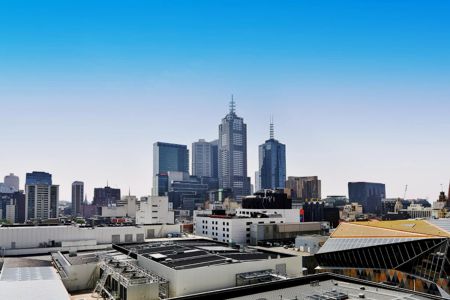 Alluring 2-bedroom apartment near Melbourne Central Station - Photo 5