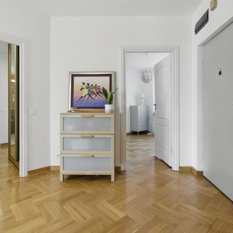 Wyjątkowe mieszkanie w świetnej cenie i lokalizacj - Zdjęcie 1