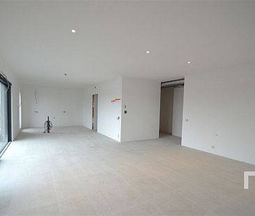 Nieuwbouwappartement met parkeerplaats te huur - Photo 2