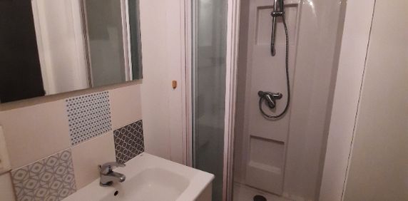 Location Appartement 1 pièce 15m² - Photo 2