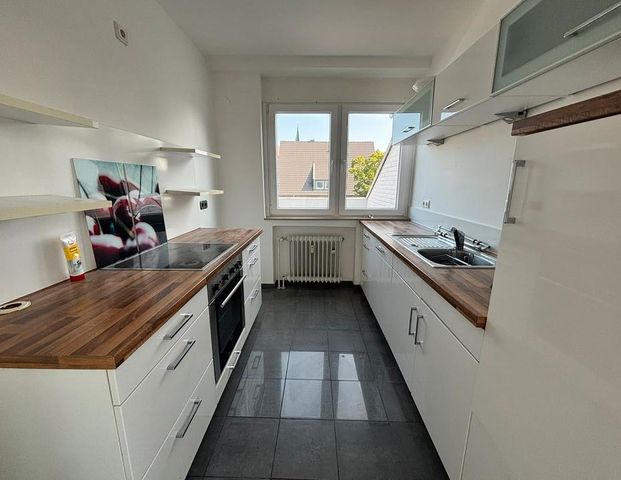 Renovierte 3-Zimmer-Wohnung mit großer Dachterrasse - Foto 1