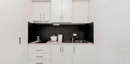 Deluxe Single I Studio (Window) - Photo 4