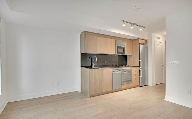 For Lease - 5 Mabelle Avenue Unit# 2631, Toronto, Ontario - Photo 1