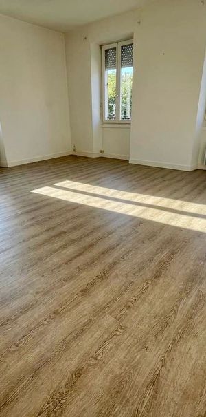 Location Appartement 2 pièces 66m² - Photo 1