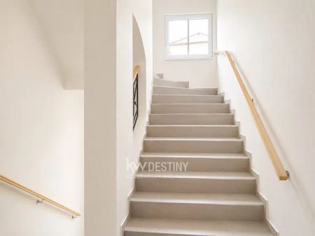 Pronájem bytu 1+1, v osobním vlastnictví 47 m - Fotografie 2