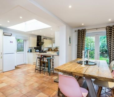 3 bedroom semi-detached house to rent - Photo 6