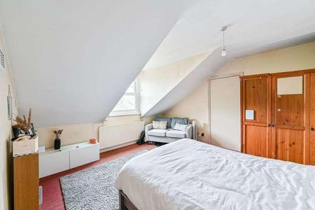 Huron Road, Heaver Estate, SW17 - Photo 4