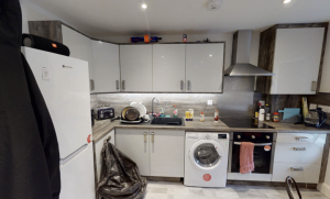 68A Flat 2 Victoria Road, Leeds, LS6 1DL - Photo 3