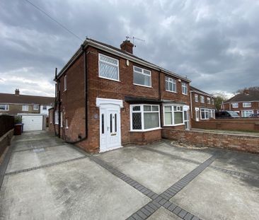 Carson Avenue, Grimsby - Photo 1