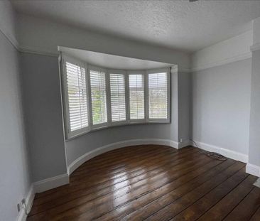 4 bedroom semi-detached house to rent - Photo 4