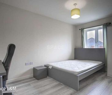 Regis Park Road, Reading, Berkshire, RG6 - Photo 5