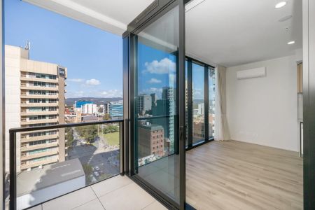 Brand New Studio Apartment in Victoria Tower - Photo 3