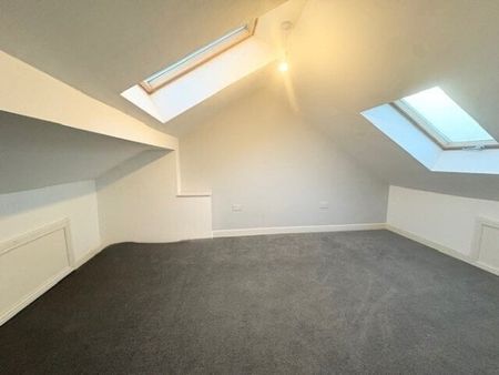 Oakenbottom Road, Bolton BL2 - Photo 2