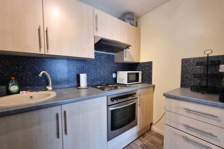 1 bedroom flat to rent - Photo 3