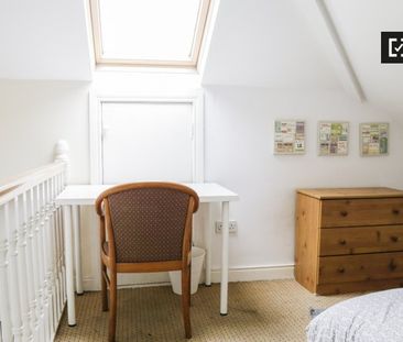 Cozy room to rent in 7-bedroom flat in Stoneybatter, Dublin - Photo 4