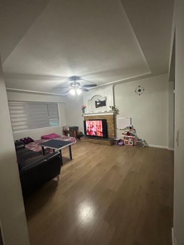 Quiet Upper with Large Backyard in West Newton - Photo 3