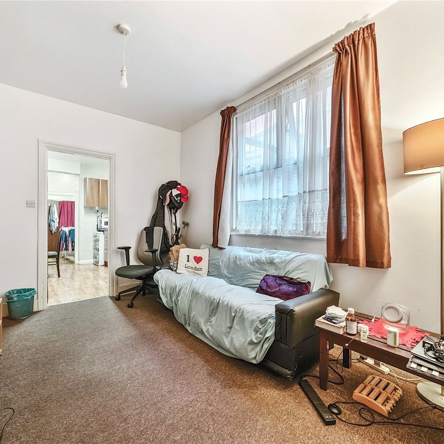 Rutland Gardens, N4, London - Photo 1