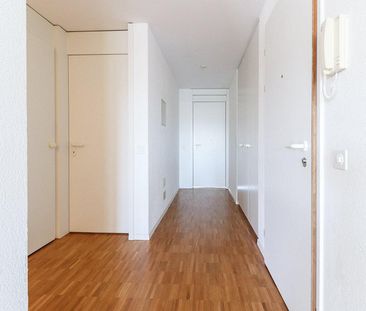 Gemütliche 3.5 Zimmerwohnung im 2.OG (mit Lift) - Photo 4