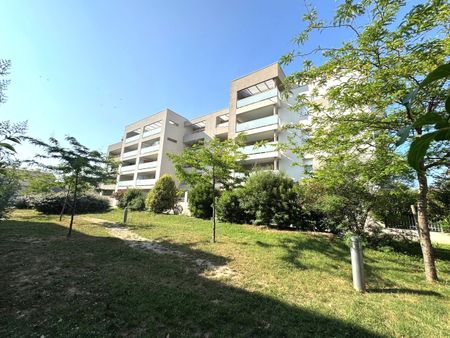 Location Appartement 2 pièces 40m² BOURG LES VALENCE 26500 - Photo 2