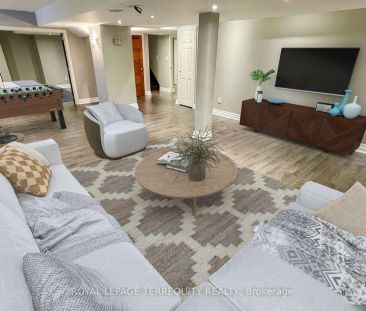 2089 BLACKFOREST CRESCENT - Photo 1