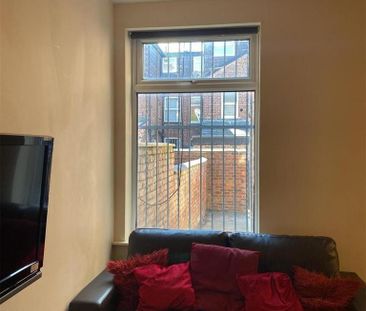 4 bedroom house to rent - Photo 2