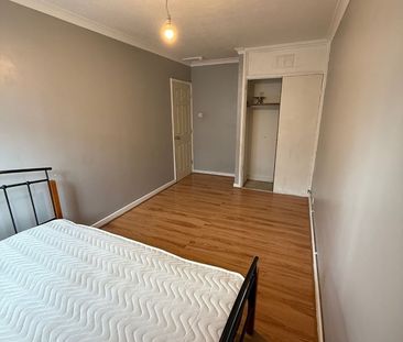 Room in a Shared Flat, Dellow Street, E1 - Photo 2