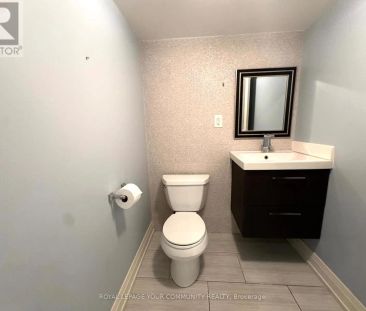 20 LA NEVE AVENUE - Photo 1