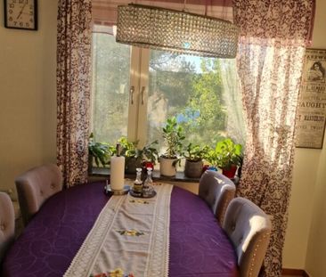 Hållsätrabacken, Skärholmen - Photo 2