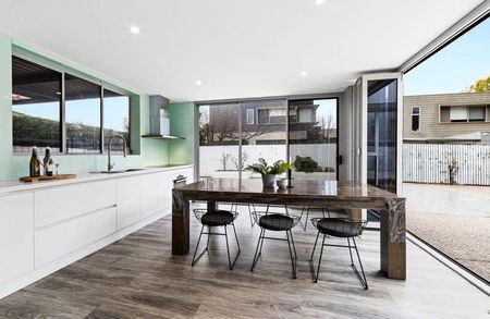 Stunning Family Residence With the Ultimate "Wow" Factor - Photo 4