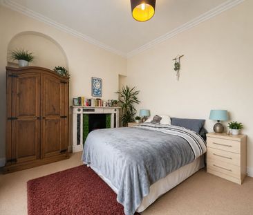 Kingsdown Parade, Bristol, BS6 - Photo 1