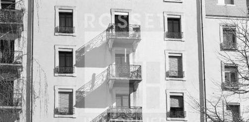 Studio au 6ème étage - Photo 2