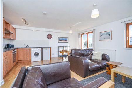 2 bedroom flat to rent - Photo 5