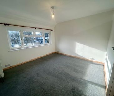 Ridgehurst Avenue, Watford - Photo 6