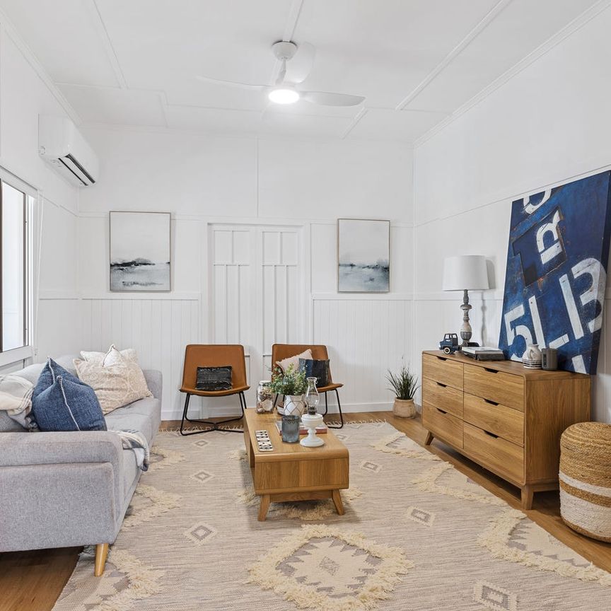 PICK A CHARMER! - Photo 1