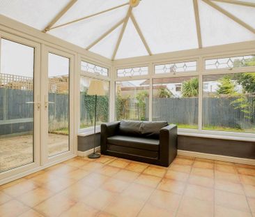 4 bedroom detached house to rent - Photo 3