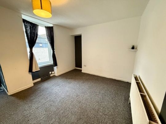 Bell Street, Airdrie, ML6 - Photo 1