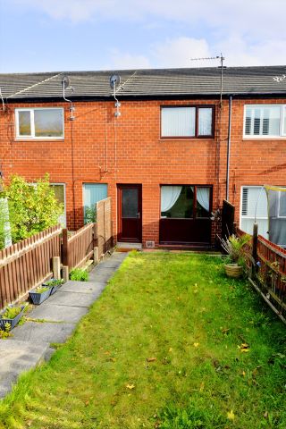 2 Bed Terraced House, Moorville Close, LS11 - Photo 4