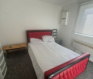 1 Bed Flat, Turner Street, B11 - Photo 4