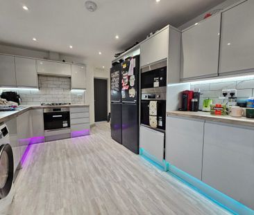 34 Dawlish Road - Photo 2