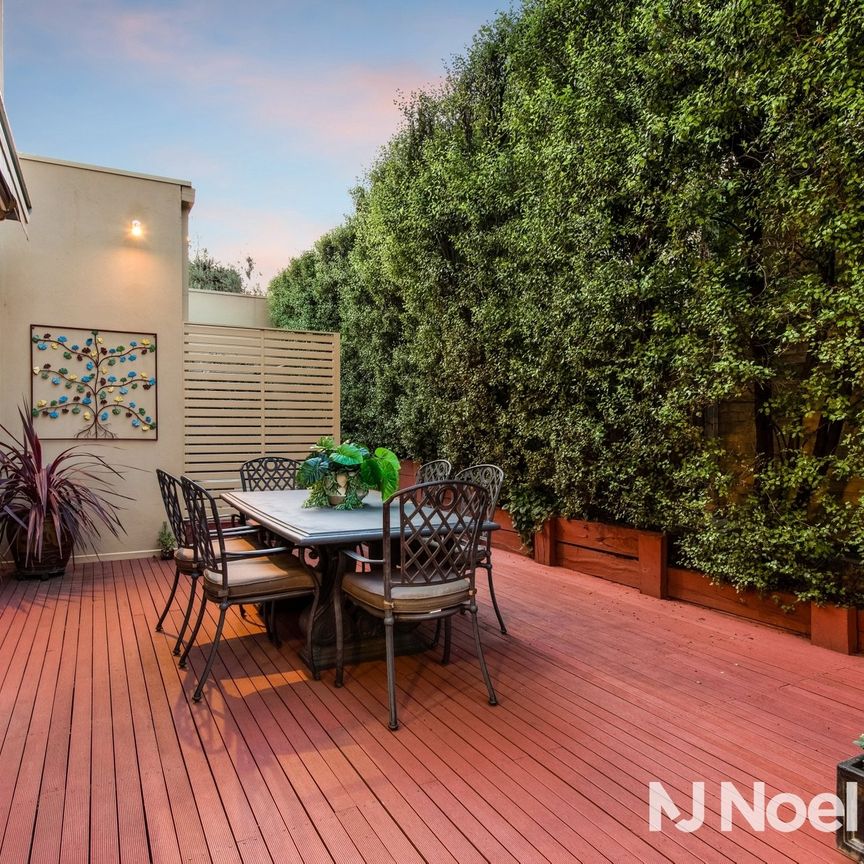 1/13 Weir Street, BALWYN - Photo 1