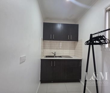 Private One bedroom Home..!! - Photo 3