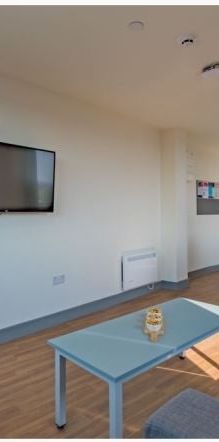 Room in a Shared House, Davidson Road, CR0 - Photo 1