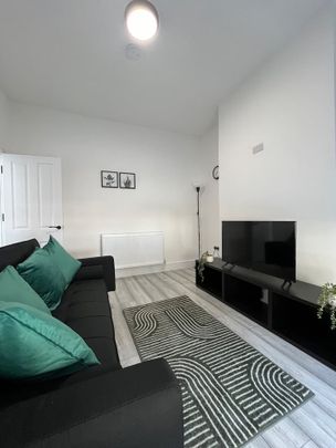 2 Bed Terraced House, Edinburgh Road, L7 - Photo 1