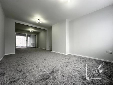 3 bedroom terraced house to rent - Photo 3