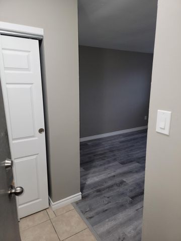 34 Stanley St. - Photo 5